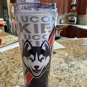 UConn Huskies Tumbler with Lid